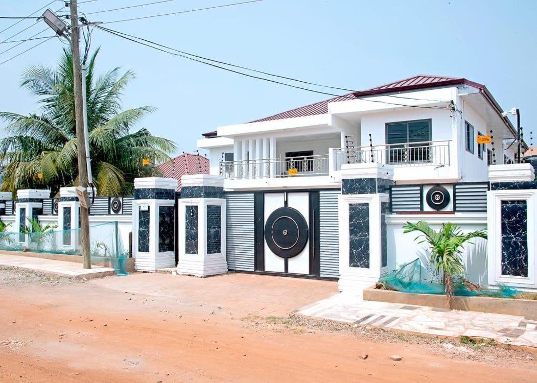 The Lords Palace Guest House Tema Exterior foto